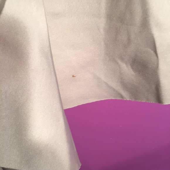 Zara W&B - tan asymmetrical top size S V-neckline - Picture 3 of 5